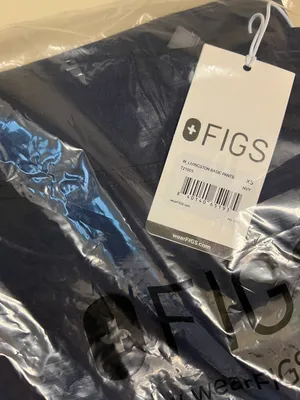 FIGS Scrub Pants thumbnail 2