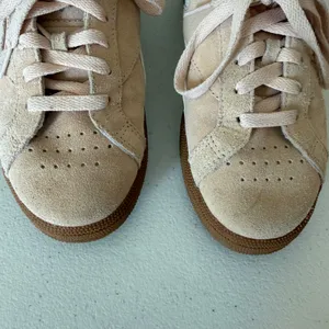 Reebok Club C 85 Pink Suede Gum Sole Sneakers Womens 8.5 Low Top‎ lace up thumbnail 3