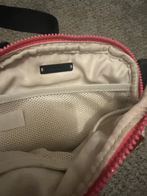 Lululemon Belt Bag thumbnail 2