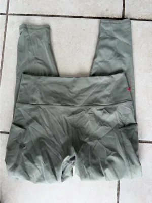 Women's Sage Green High-Waisted Athletic Leggings with Side Pockets Size medium thumbnail 1