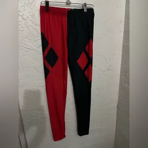 Harley Quinn (Batman) Pants Set (Brand New) thumbnail 5