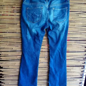 Express 0 Distressed Low Rise Jeans thumbnail 6