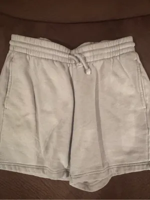 TNA Cozy Fleece Shorts Gray Size M EUC thumbnail 2