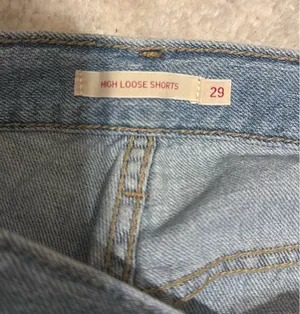 Levi’s High Loose Shorts Denim thumbnail 5