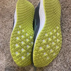 New balance sneakers thumbnail 4