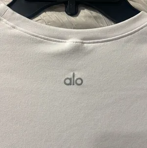 Alo Top Yoga thumbnail 4