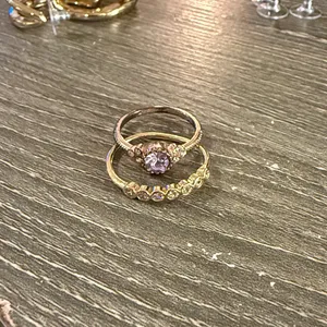 Elegant Purple and Gold Women's Ring Set of Two thumbnail 2