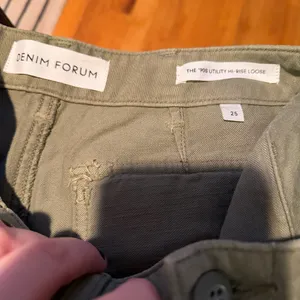 Denim Forum The '90s Utility Hi-Rise Loose Jean Bitter Sage Sz 25 thumbnail 5