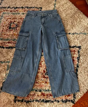 Old Navy Jeans thumbnail 1