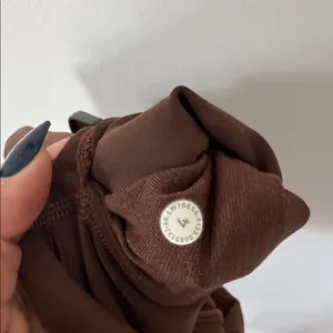 Lululemon Wunder Train Java Brown Biker Shorts Size 4 6” inseam thumbnail 4