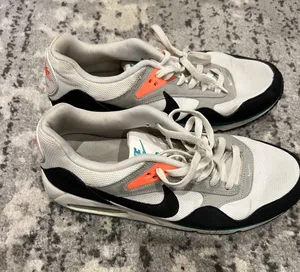 Nike Air Max thumbnail 1