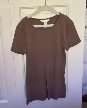 Brown Fitted H&M T-shirt thumbnail 1