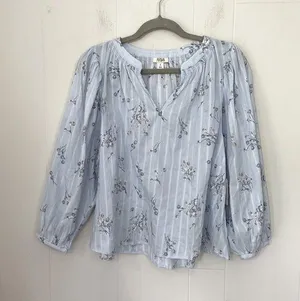A.n.a. NWT Floral Puff Sleeve Blouse Top Romantic Blue Lavender Prairie ~ Size S thumbnail 1