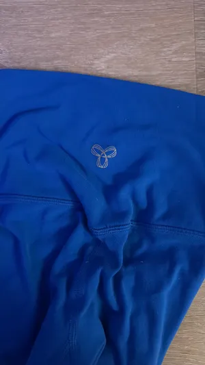 TNA Aritzia Leggings thumbnail 2