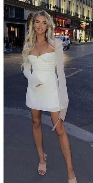HOUSE OF CB Babydoll Halter Long Sleeve Minidress in Ivory Size X-Small thumbnail 2