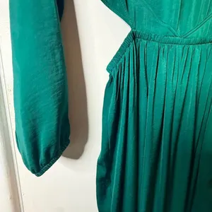 Express Women's Green Dress thumbnail 5
