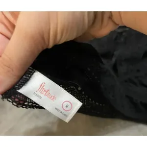 NWT Flirtitude SZ Medium Black‎ Lace Bralette thumbnail 4