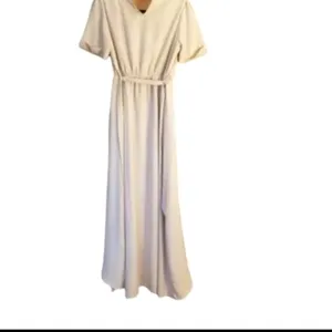 Lottie cream belted maxidress thumbnail 9