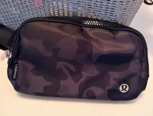 Lululemon Everywhere Belt Bag: Faded Brush Multi Camo / Black / Silver thumbnail 1