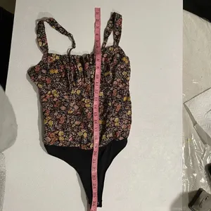 Abercrombie & Fitch Women’s Floral Smocked Bodysuit Size XS thumbnail 8