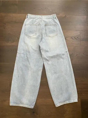Audrey DAZY Light Wash Barrel Leg Jeans Size Medium Wide Leg Denim thumbnail 2