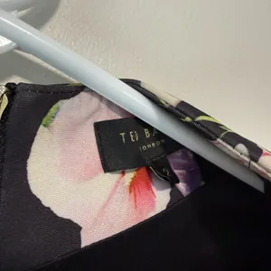 Ted Baker Jalita Black Floral‎ Midi Dress Size Small/2 thumbnail 5