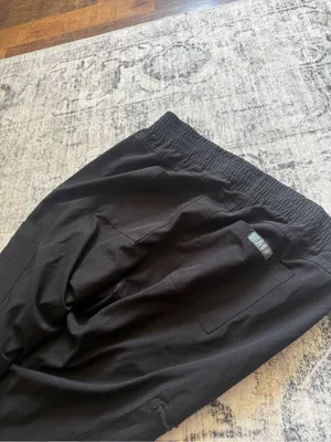 Med Couture Black Jogger two piece scrub set thumbnail 4