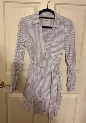 Abercrombie & Fitch White and Black Striped Shirt thumbnail 1