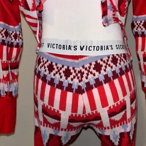 Victoria’s Secret Christmas Pajama Set thumbnail 5