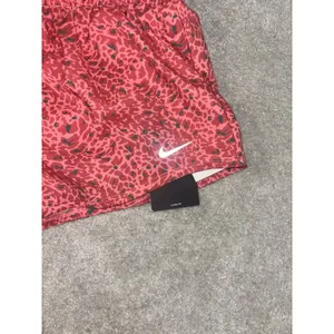Nike Women's One Dri-FIT Mid-Rise 3" Brief-Lined‎ Shorts, Coral Chalk Xs NEW thumbnail 2