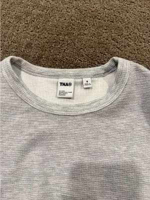 TNA Aritzia Long Sleeve Top thumbnail 4