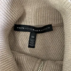 White House Black Market Sweater XS Tan Zip Up Short Sleeve Work Chic thumbnail 6