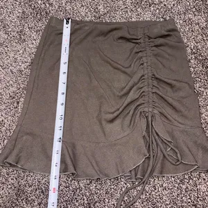 Boutique Illa Green Mini Skirt With Ties Size S thumbnail 4