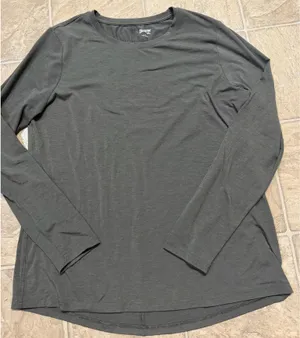 Duluth Trading Co Women’s Dry & Mighty Long Sleeve Top thumbnail 1