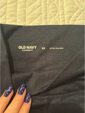 Old Navy Active Biker Shorts Navy thumbnail 3