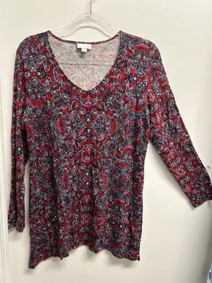 J Jill Red Paisley Patterned V-Neck Top thumbnail 1