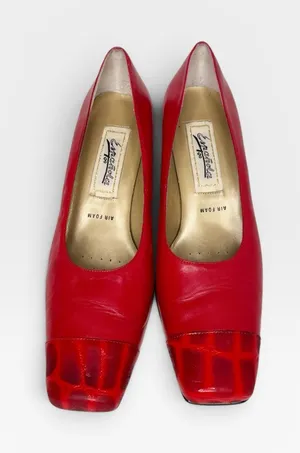 Vintage Espanola 100 Red Leather Heels Size 9 thumbnail 1