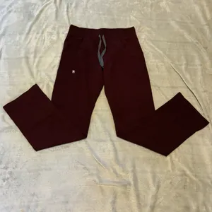FIGS Livingston Scrub Pants Burgundy Size XS thumbnail 2