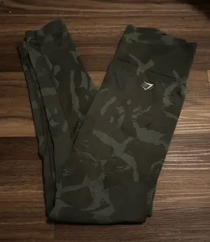Camo Gymshark Leggings thumbnail 1