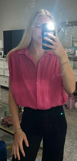 HYFVE pink top thumbnail 1
