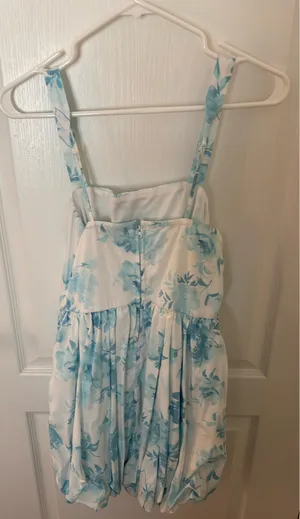 Blue floral dress Size M thumbnail 2