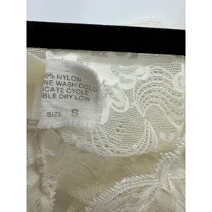 Victoria's Secret Vintage Ivory Lace Bralette‎ Sz S Dainty Wedding Feminine thumbnail 6