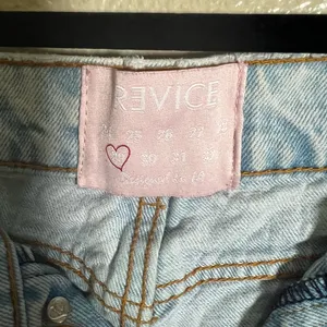 REVICE Sky Blue‎ Relaxed Light Washed Jeans size 29 thumbnail 4