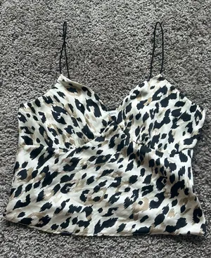 Timing Leopard Print Spaghetti Strap Cami - Black & Cream thumbnail 1