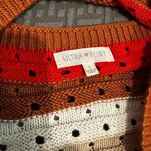 Crochet halter top thumbnail 2