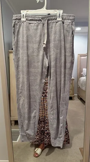 Vuori Jogger Pants Size Small Gray Sweatpants thumbnail 1