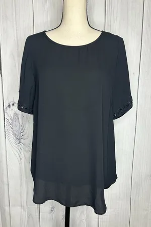 Ann Taylor Loft Black Scoop Neck Shirt Top Size Medium Embroidered Short Sleeve thumbnail 1