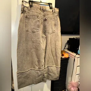 NWT FREE PEOPLE We The Free Olsen Cuffed Crop Barrel Jeans - Slate $128 thumbnail 13