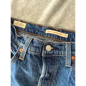 Levis Ribcage Straight Ankle Jeans Womens 29 High Rise Button Fly Blue Denim thumbnail 6