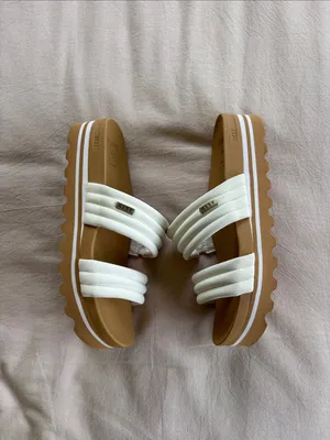 Reef Kaia 2-Bar Platform Slide Sandals White/Tan - Size 7 thumbnail 4